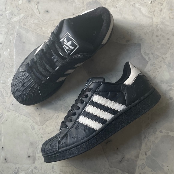 Adidas Superstars